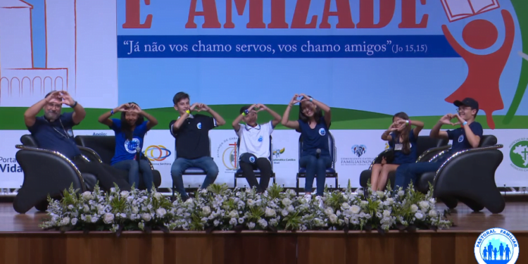 Pastoral Familiar tem futuro! Crianças e adolescentes compartilham experiência de amizade