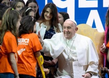 Papa Francisco volta a citar egoísmo diante de inverno demográfico