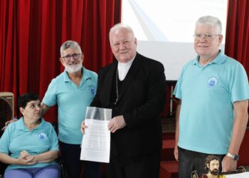 Pastoral Familiar do Regional Sul 4 entrega regimento interno