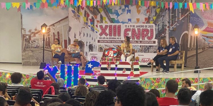 Pastoral Familiar estreita laços com a juventude do Brasil durante Encontro Nacional