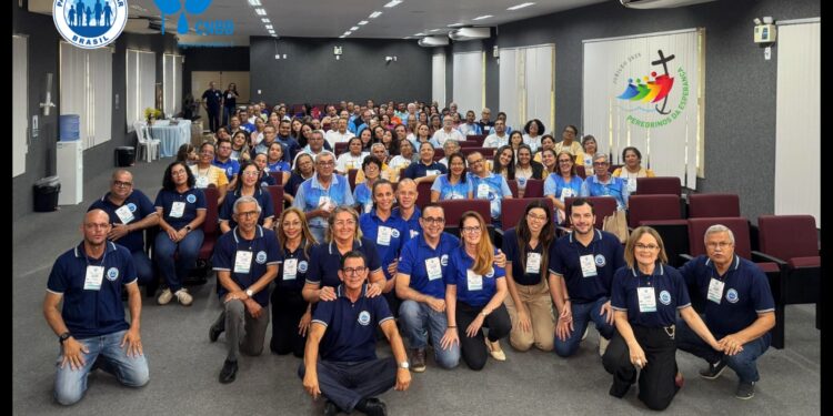 Cerca de 150 pessoas se reúnem em Aracaju (SE) para formação
