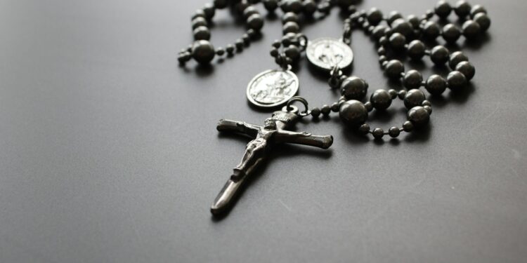 Regional Nordeste 5 celebra o Dia Internacional da Família com a oração do terço