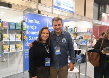 Casal coordenador nacional da Pastoral Familiar participa da ExpoCatólica