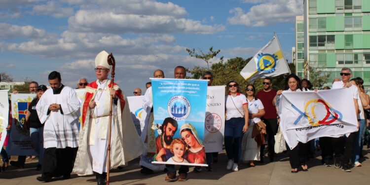 Movimentos Eclesiais participam de Peregrinação Jubilar das Famílias em Brasília
