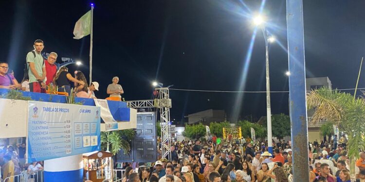 Semana Nacional da Família é aberta com Jubileu em Limoeiro do Norte (CE)