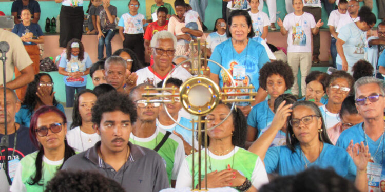 Congresso Diocesano das Famílias reúne 600 pessoas em Terra Nova (BA)