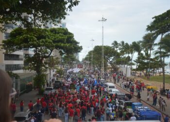 Arquidiocese de Olinda e Recife reúne fiéis em caminhada de encerramento da Semana Nacional da Vida