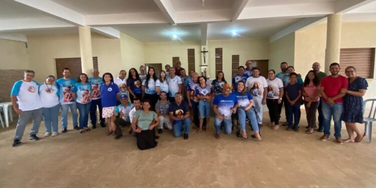 Reunião com coordenadores paroquias para alinhamento ocorre em Luziânia (GO)