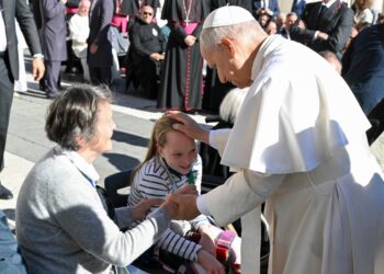 Papa sobre a Inteligência Artificial: jamais perder de vista a dignidade humana