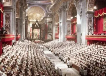 Da ‘Igreja doméstica’ à missão em saída: a Pastoral Familiar no horizonte do Vaticano II