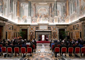 Papa recebe participantes da Assembleia Plenária do Dicastério para os Leigos, a Família e a Vida