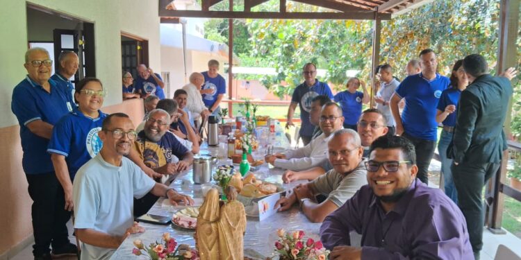 “Cafezinho com os Padres” aproxima Pastoral Familiar e Clero em Maceió (AL)