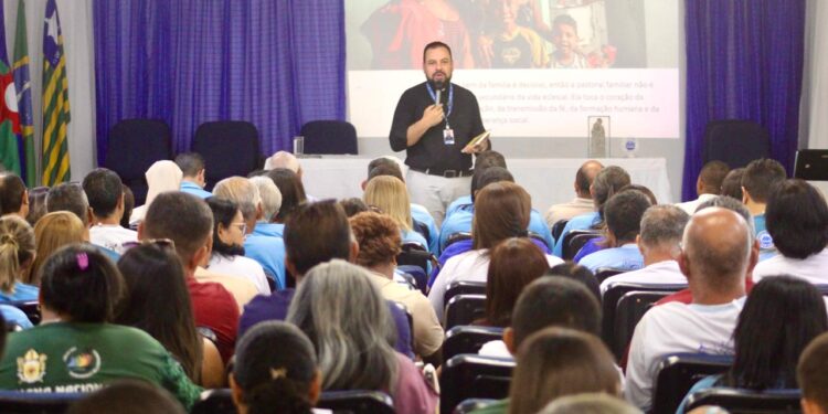 Simpósio Regional da Pastoral Familiar reúne dioceses do Piauí em Picos