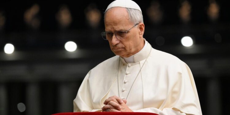 Papa convoca vigília de oração pela paz