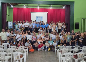 Pré-Congresso em Parintins (AM) debate o papel da família como bússola para a juventude