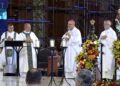 Missa de Encerramento do Simpósio Nacional das Famílias reforça a importância da comunhão