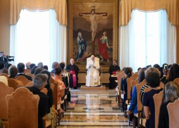Papa: “A medicina nunca poderá se tornar serva da morte programada”