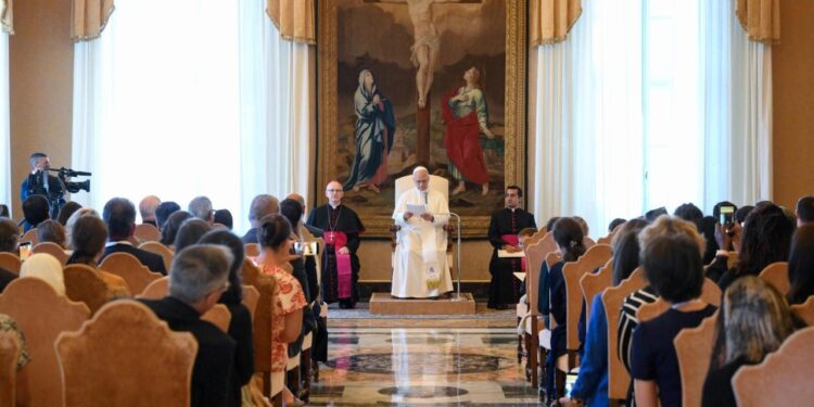 Papa: “A medicina nunca poderá se tornar serva da morte programada”