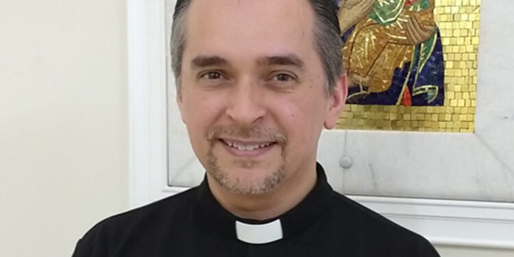 É nosso dever continuar a anunciar a beleza do matrimônio cristão