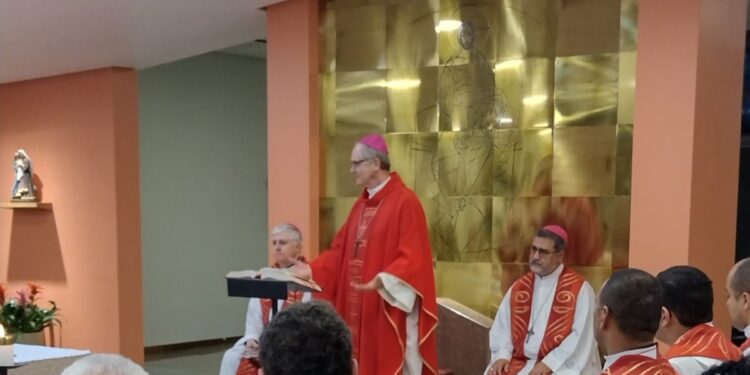 “Alimentar a fé da família é alimentar a fé da Igreja”, diz dom Bruno na abertura da 50ª Assembleia Nacional da Pastoral Familiar
