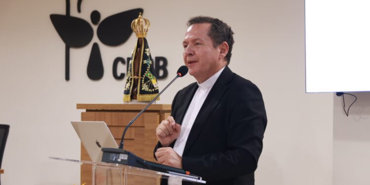 “Alimentar a fé da família é alimentar a fé da Igreja”, diz dom Bruno na abertura da 50ª Assembleia Nacional da Pastoral Familiar