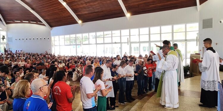 Romaria diocesana reúne famílias em Ibiraçu (ES)