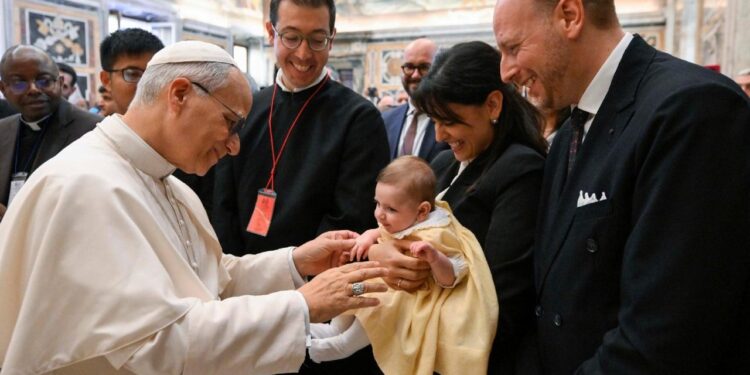 Vaticano publica documento para Encontro sobre os 10 anos da Amoris Laetitia, em outubro