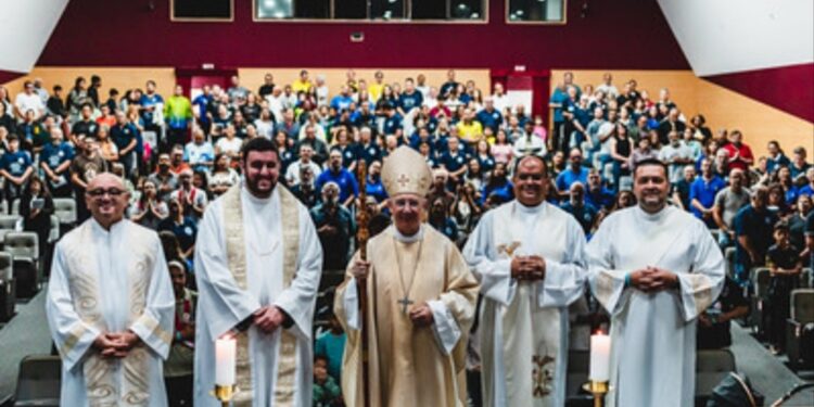 “Família é projeto de Deus”, afirma Dom Pedro Cipollini