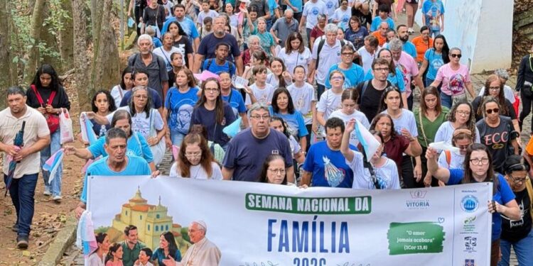 Romaria coroa o encerramento da Semana Nacional da Família na Arquidiocese de Vitória