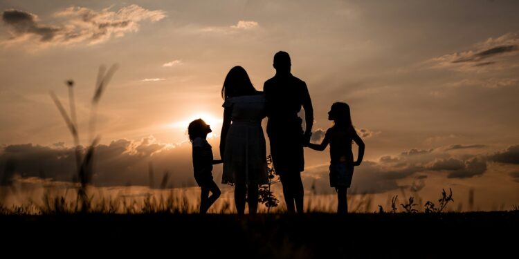 Campanha alerta sobre casamento infantil