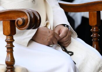 Papa rezará Terço pela paz com crianças nesta quinta-feira (1º)