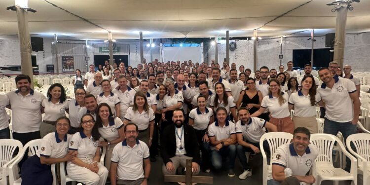 Grupo Ágape de Casais recebe formação do assessor da Comissão Vida e Família